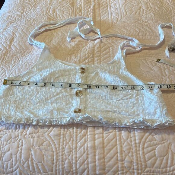 Girl and the Sun White Camomile Crop Top, Size Small - Picture 9 of 11